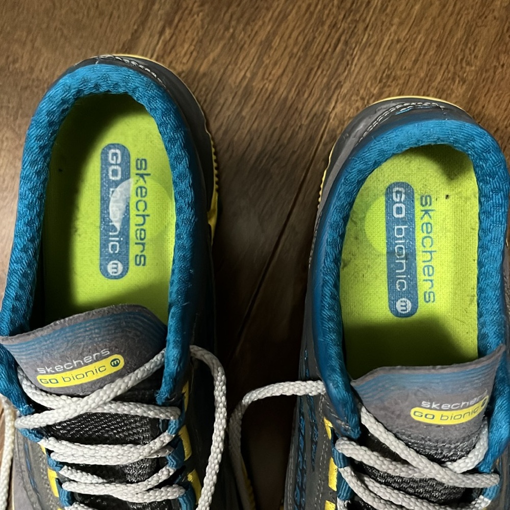 Skechers Go Bionic sz 8 sneakers - Picture 2 of 7